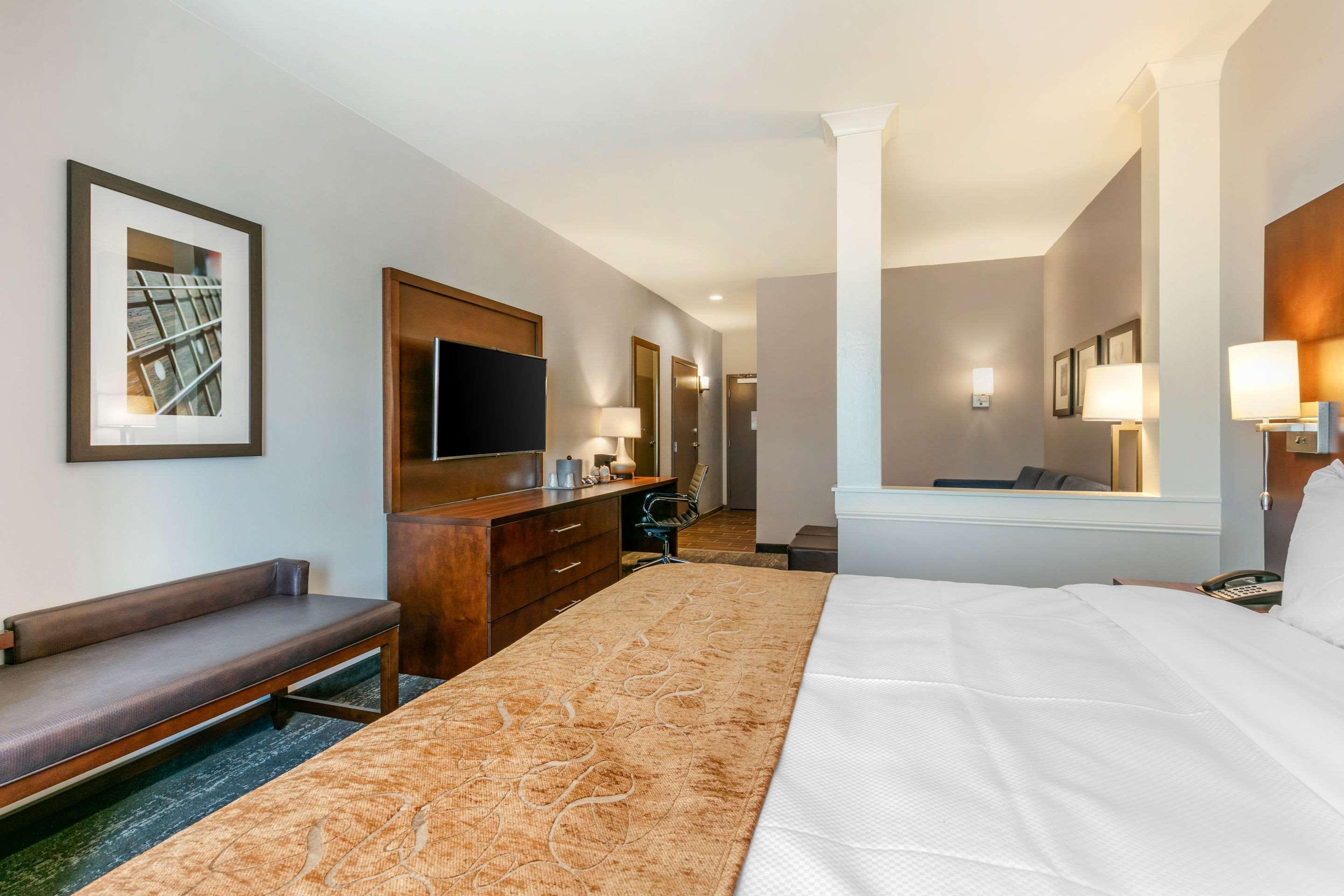 Comfort Suites North Tupelo Esterno foto