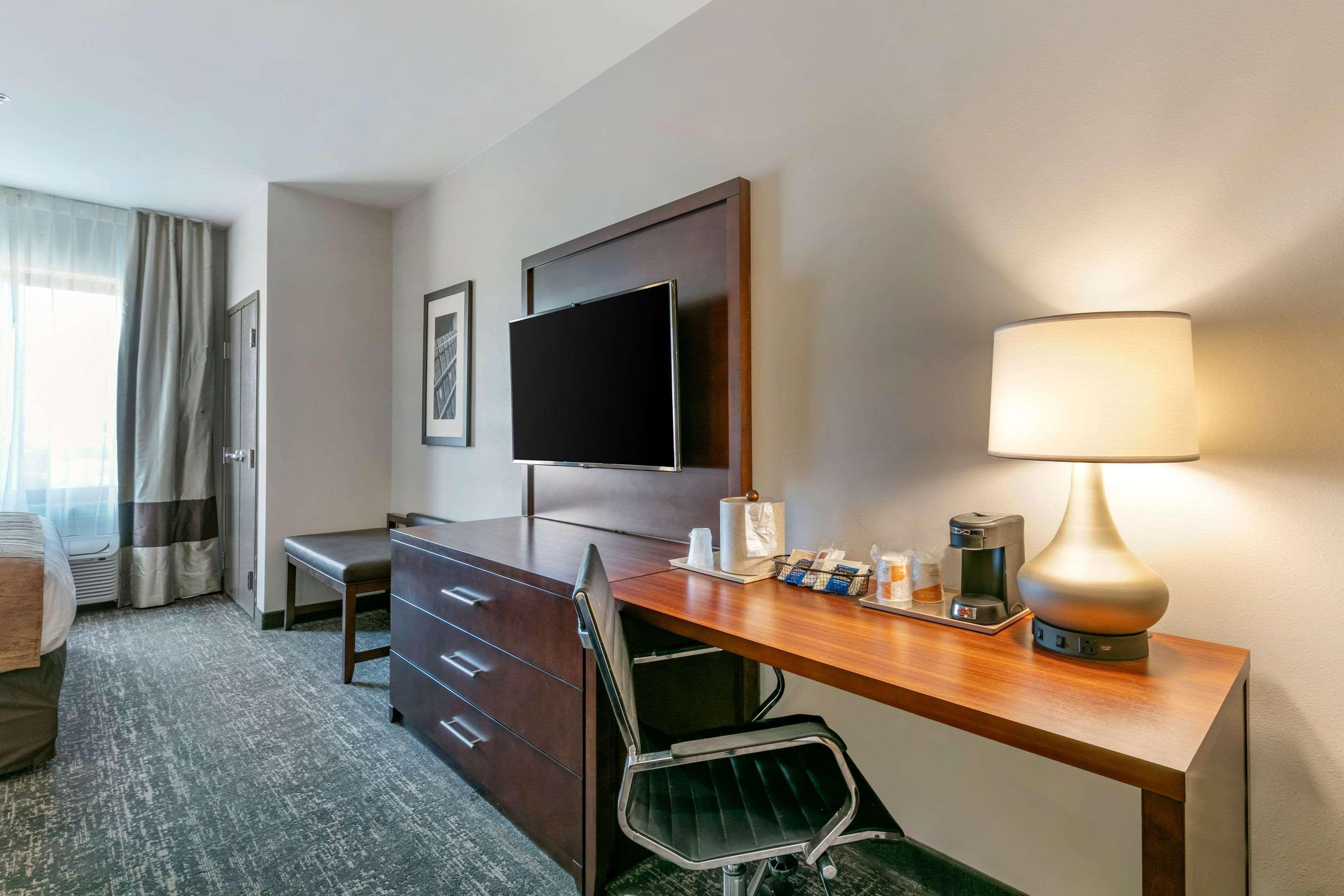Comfort Suites North Tupelo Esterno foto