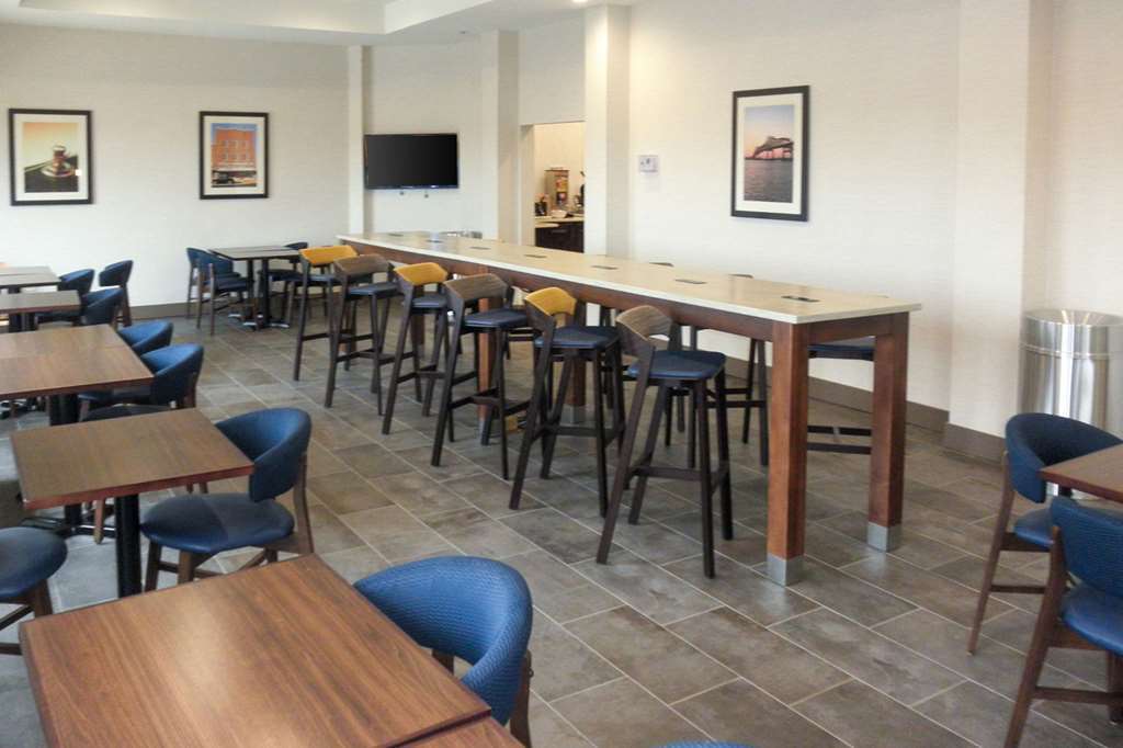 Comfort Suites North Tupelo Ristorante foto